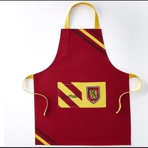 Harry Potter gryffindor child’s apron